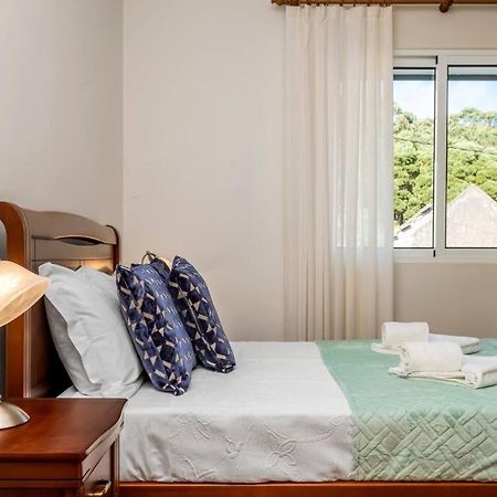 Villa Casa Do Palheiro Ribeirinho à Porto Moniz Extérieur photo